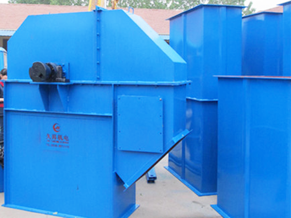 ne係（xì）列板鏈鬥（dòu）式提升機